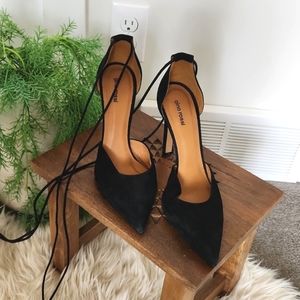 Gino Rossi black 4 inch stilleto wrap heels size EU 39